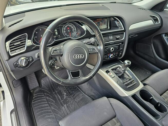 Audi A4 model 2015 ,biała perła, bezwypadkowy , serwiowany, led, hak