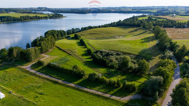 Wyjątkowa działka budowlana nad j. Szelment Wlk