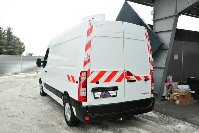 Renault Master sredniak L2H2 3 osobowy blaszak
