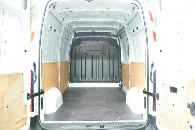 Renault Master sredniak L2H2 3 osobowy blaszak