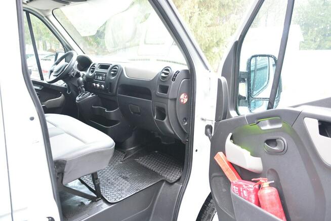 Renault Master sredniak L2H2 3 osobowy blaszak