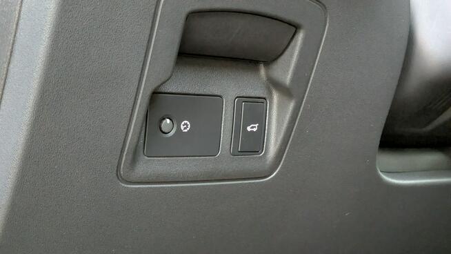 Range Rover Velar 2.0D 204KM AWD Auto Dynamic SE FV 23% Salon PL