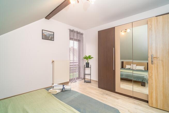 Dwa domy w cenie jednego - do zamieszkania - nad jeziorem - Brudnów