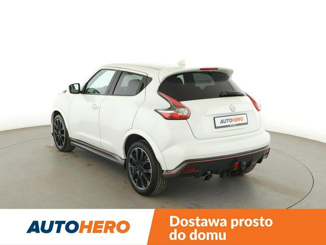 Nissan Juke alcantara klima auto kamera i czujniki parkowania