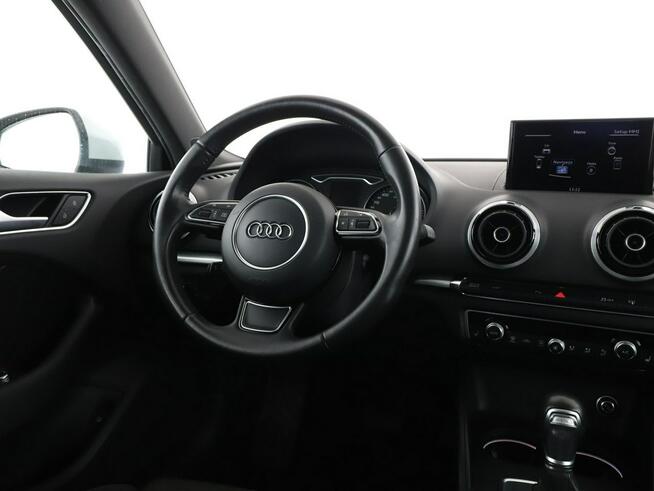 Audi A3 1.4TFSI e-tron Panorama Climatronic Navi Grzane Fotele Lane Assist PDC
