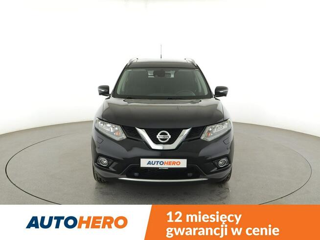 Nissan X-Trail Panorama Relingi Navi Czujniki parkowania Klimatyzacja Podgrzewane fot