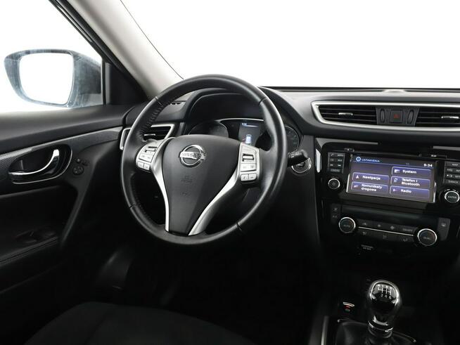 Nissan X-Trail Panorama Relingi Navi Czujniki parkowania Klimatyzacja Podgrzewane fot
