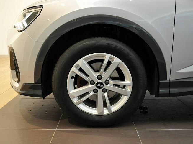 Audi Q3 35TFSI 150KM Stronic Virtual Tempomat Led Kamera Ambiente Alu17