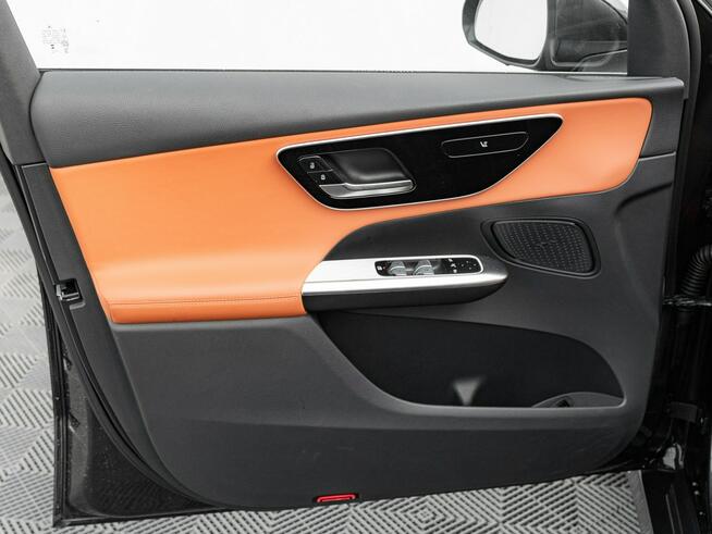 Mercedes GLC 300 DX25348#300 DE 4-MATIC Avantgarde Ambient Skóra Salon PL VAT23%