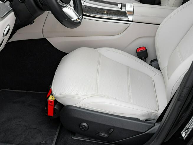 Mercedes GLC 300 DX25629#300 DE 4-MATIC Avantgarde Ambient Skóra Salon PL VAT23%