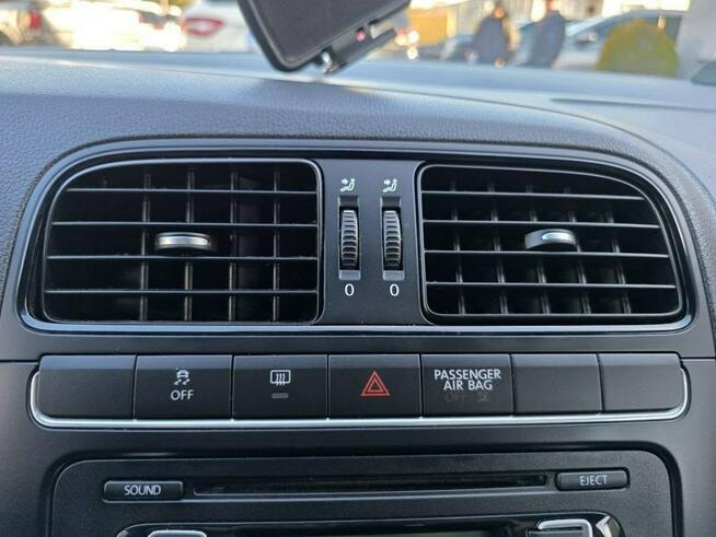 Volkswagen Polo 1.2 Benzyna 60 KM, Klimatyzacja, Dwa Klucze, Isofix,