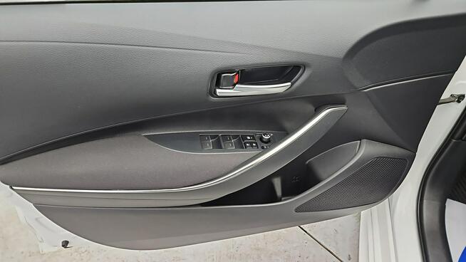 Toyota Corolla 1.8 Hybrid Comfort ! Z polskiego salonu ! Faktura VAT !