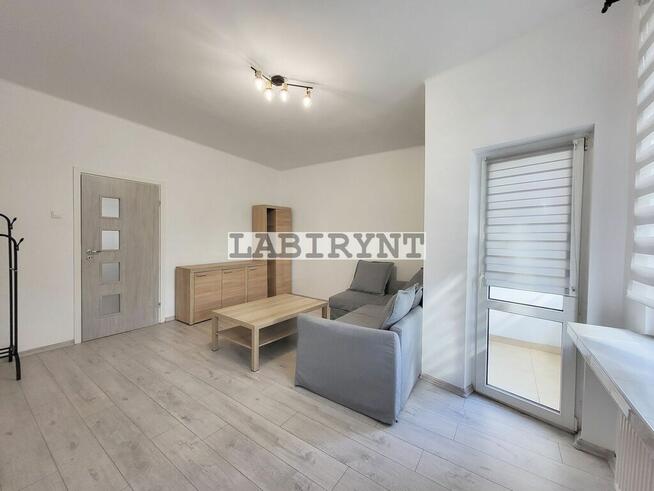 M-3 Tysiąclecie, Kosmiczna, parter, uczelnie