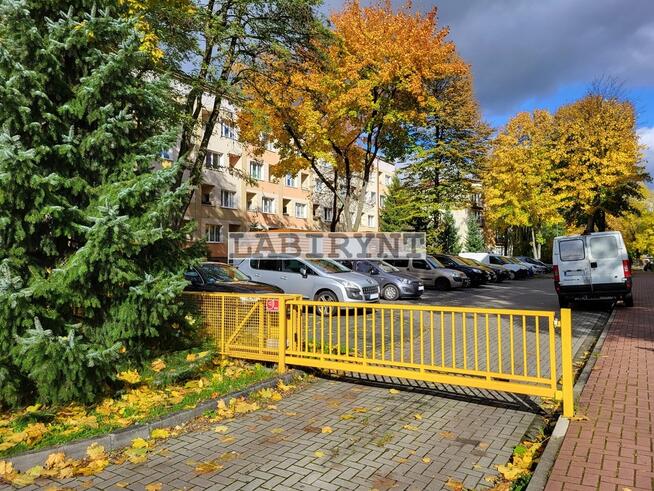 M-3 Tysiąclecie, Kosmiczna, parter, uczelnie