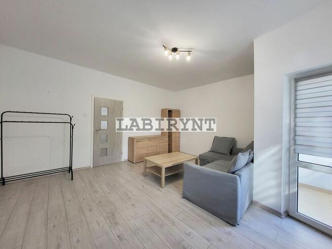 M-3 Tysiąclecie, Kosmiczna, parter, uczelnie