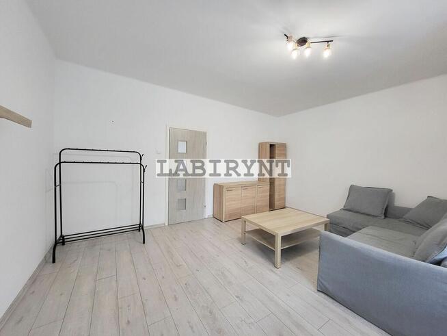 M-3 Tysiąclecie, Kosmiczna, parter, uczelnie