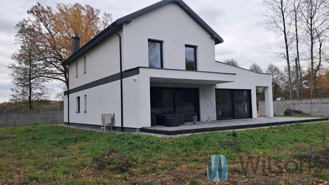 Dom Wiązowna, Dobra