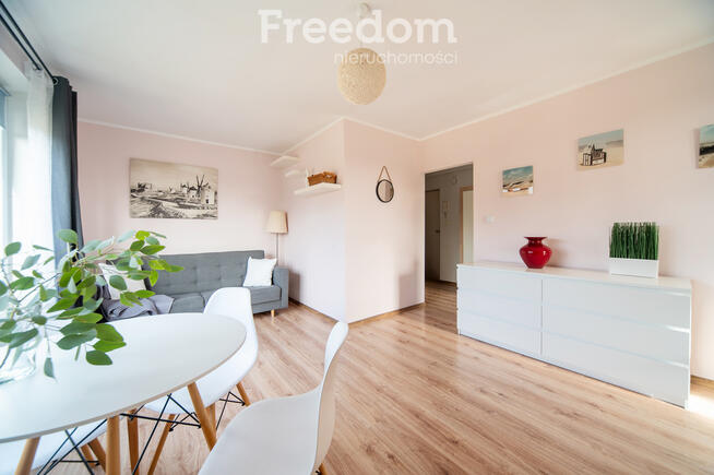 Kawalerka z dużym balkonem