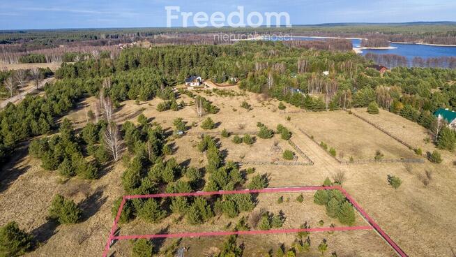 Atrakcyjna działka nad jeziorem -1501 m², Jabłonka