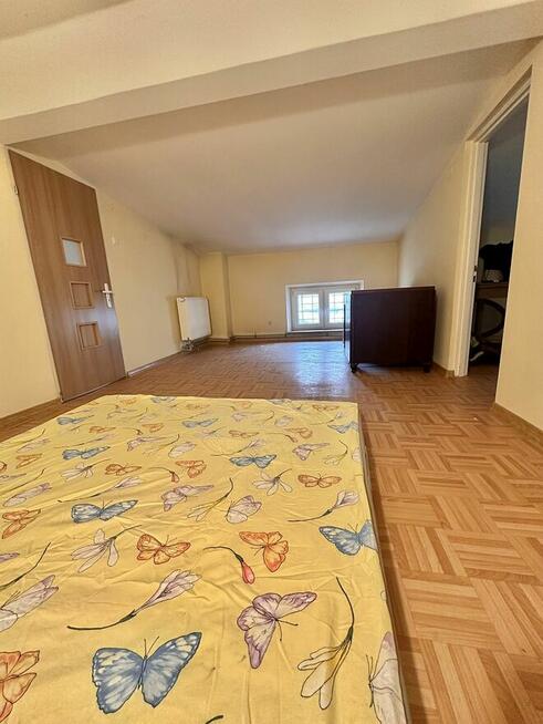 Nietuzinkowe mieszkanie na strychu- ul. Próchnika