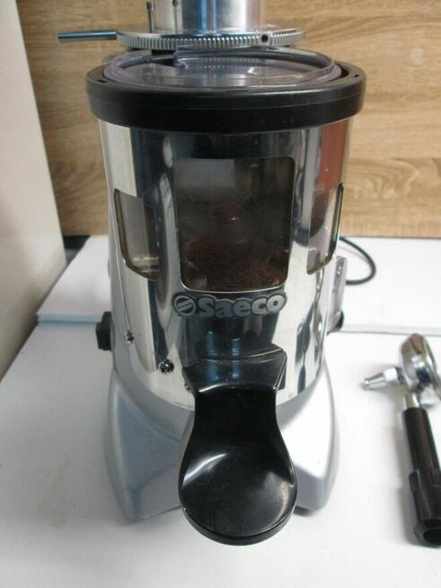 Profesjonalny młynek do kawy SAECO model DG001 - super stan!