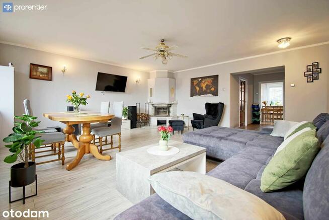 Duże na 3 piętrach z pokojami na wynajem i inne usługi