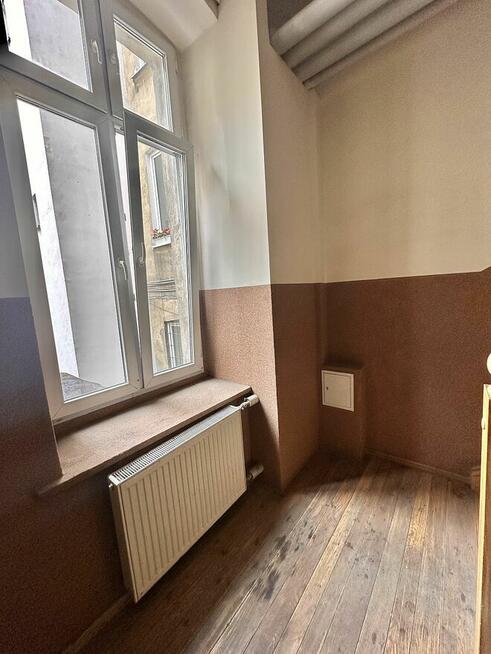 Nietuzinkowe mieszkanie na strychu- ul. Próchnika