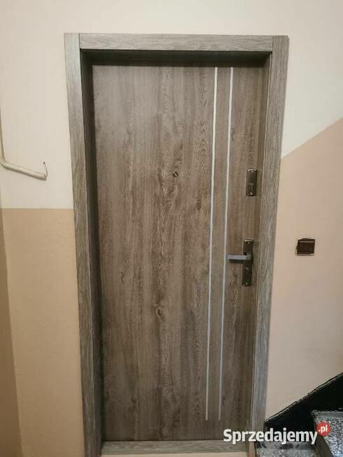 Drzwi zewnętrzne wejściowe , wewnętrzne z MONTAŻEM