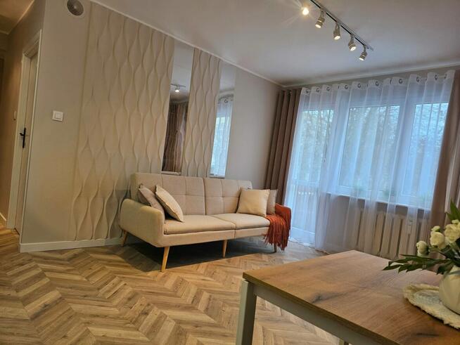 Mieszkanie o powierzchni 52.17m2, parter, balkon, Os.Asnyka