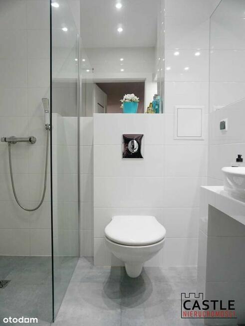 5 min. od stacji SKM Grabówek I po remoncie I do wejścia I