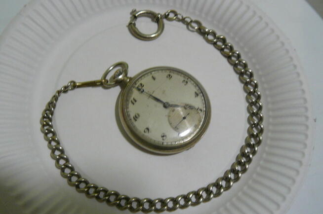 Zegarek Omega kieszonkowy ponad stu letni srebrny