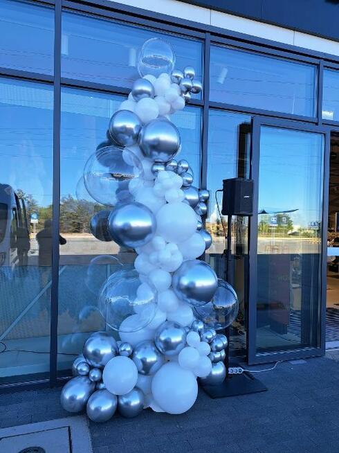 balony, dekoracja balonowa, brama z balonów, girlanda