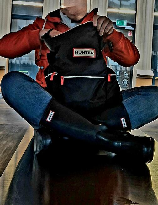 Poznam PARĘ MAŁŻEŃSTWO latex hunter