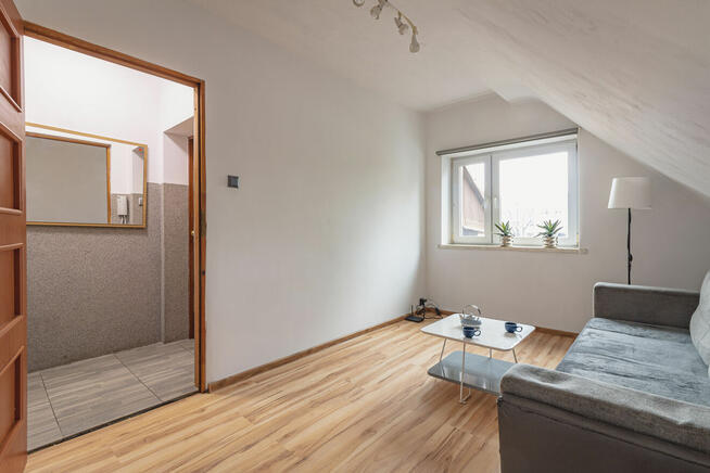 ul. Bracka, 2 pokojowe, BEZCZYNSZOWE z miejscem parkingowym