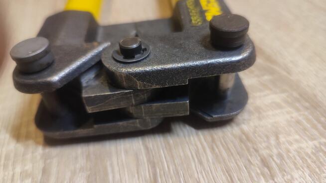 Sprzedam Zaciskarkę REMS Eco-Press