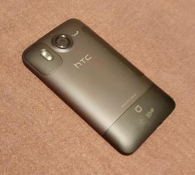 Telefon HTC Desire HD.