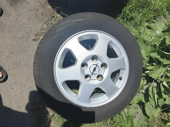 Felgi z oponami opel.
