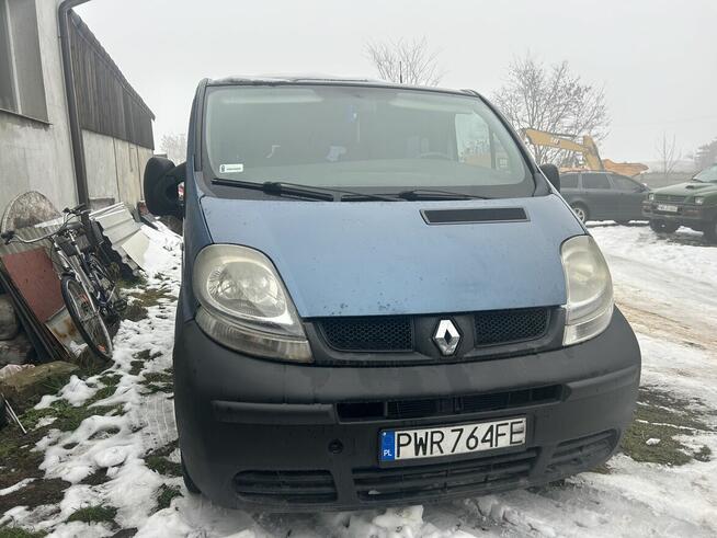 Renault trafić 2006r 1.9 dci 9 os