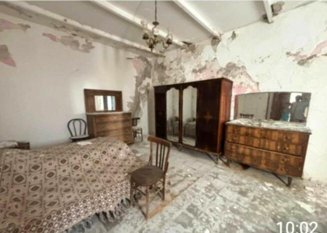 Sprzedam kamienicę w Kalabrii w górach