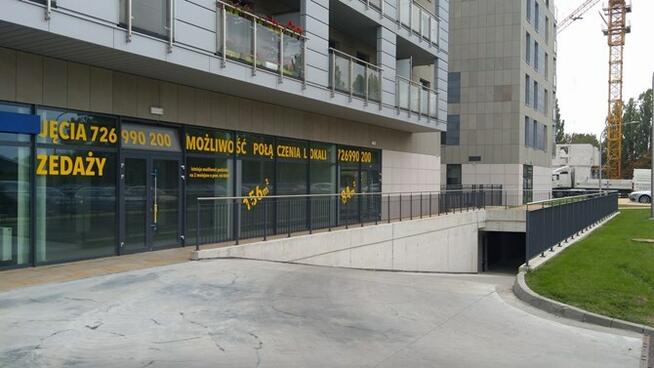 Miejsce w garażu podziemnym, Nałęczowska 18