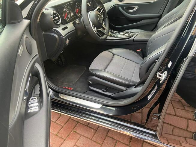 Mercedes E 200 Bez wkładu Zadbany użytkowany na trasach
