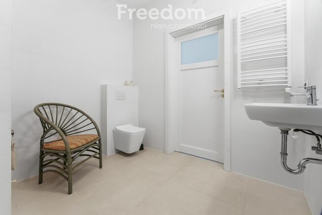 Wolnostojący dom do zamieszkania, do negocjacji !