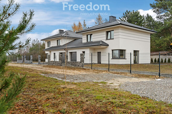 Bliźniak z garażem na kameralnym osiedlu