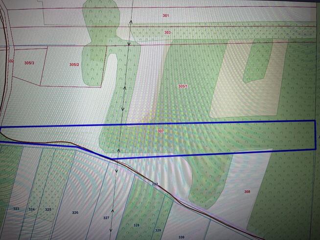 Działka o pow. 1,63 ha w Karolowie gm. Chotcza.