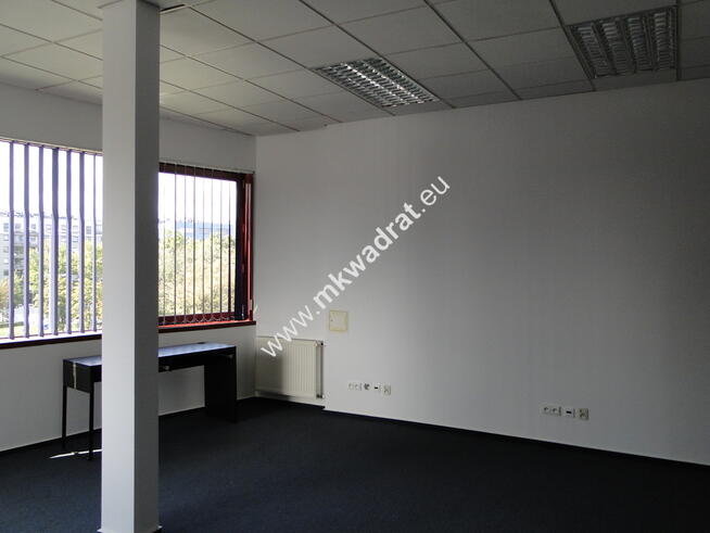 Blisko Galerii Mokotów powierzchnia biurowa.