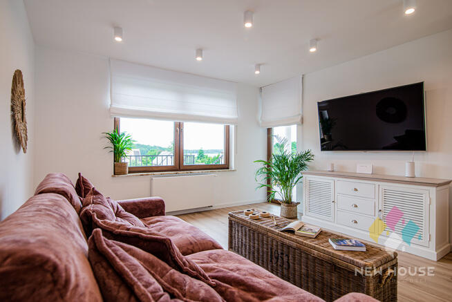 Dorotowo, dom z widokiem na jez. Wulpińskie