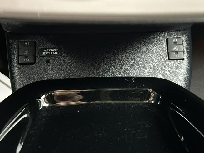 Toyota Prius XENON*NAVI*Kamera*Cofania*Grzane*Fotele*Czujniki*Parkowania*Serwis*ASO