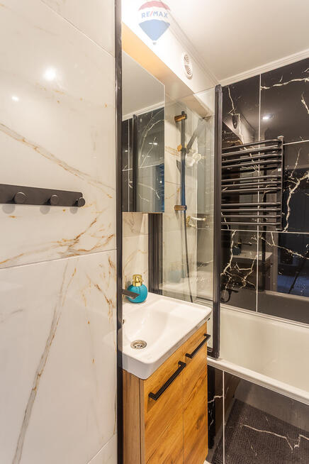 49m², widok na panoramę, balkon, Zgierska – Łódź