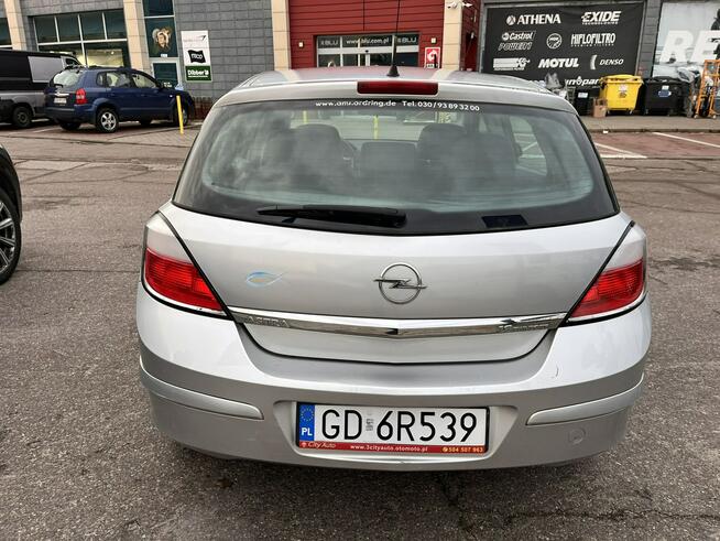 Opel Astra H 1,6 benzyna alu tempomat klima