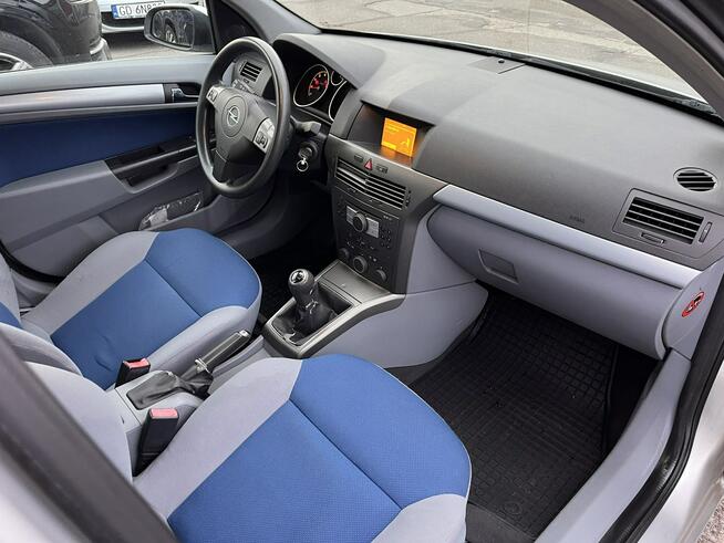 Opel Astra H 1,6 benzyna alu tempomat klima